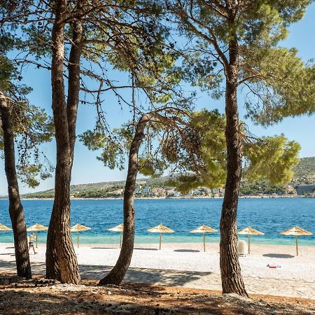 Hotel Zora Pavilions Primošten Esterno foto