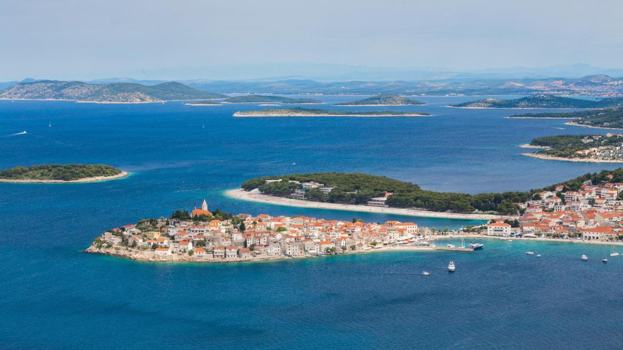 Hotel Zora Pavilions Primošten Esterno foto