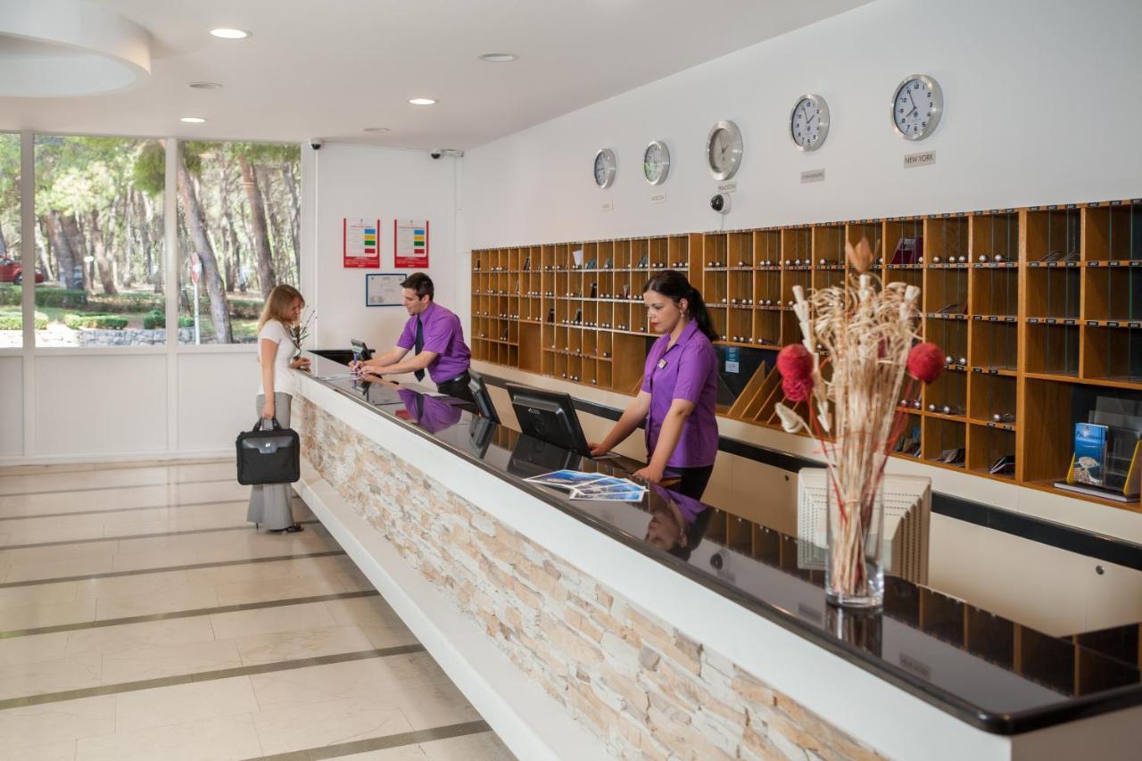 Hotel Zora Pavilions Primošten Esterno foto