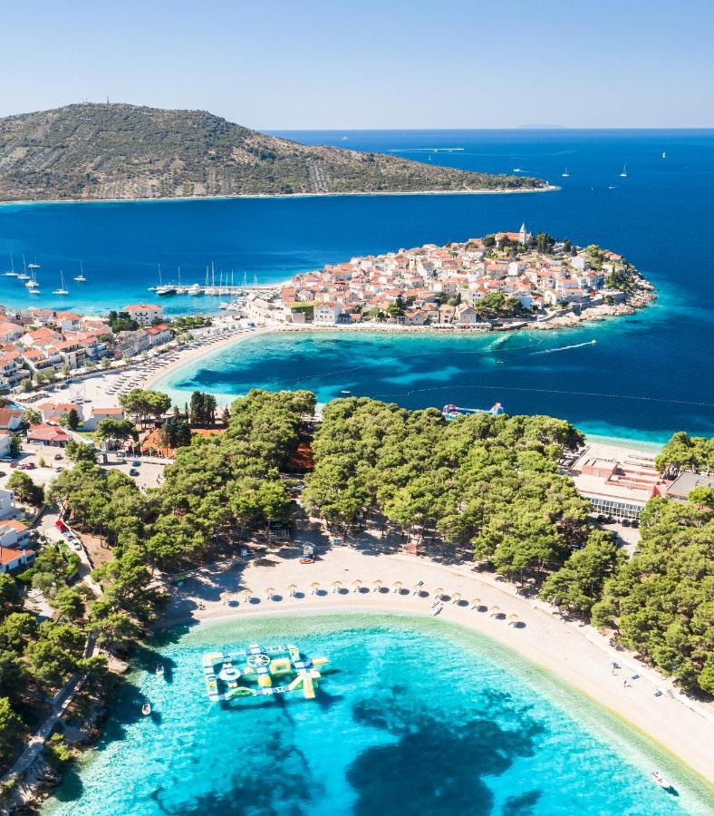 Hotel Zora Pavilions Primošten Esterno foto