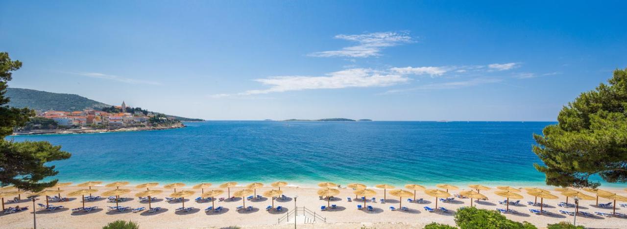 Hotel Zora Pavilions Primošten Esterno foto